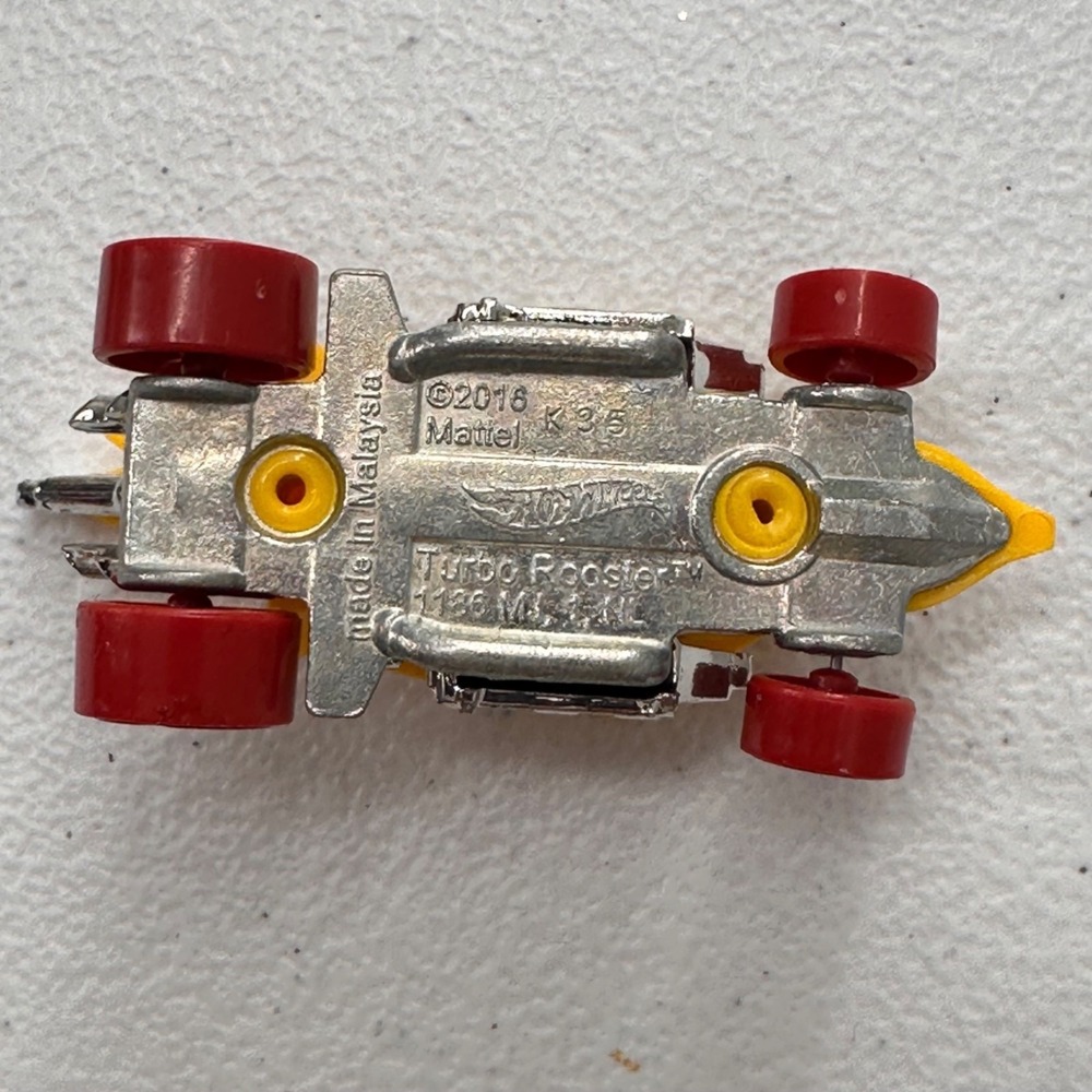 Hot Wheels Die-Cast Toy Car Plane Set Of 4 Road Bandit Turbo Rooster 2018 Car - Picture 3 of 14